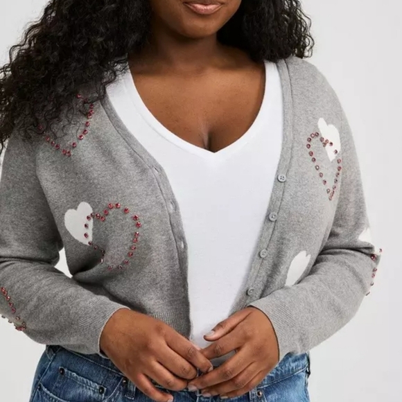 Torrid Long Sleeve Hearts Shrug Gray with Red Rhinestone Hearts 1X - Picture 4 of 12